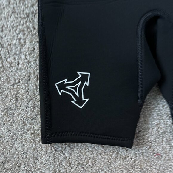 NEW xcel premium axis youth wetsuit ⚡️ 8 - Picture 4 of 12